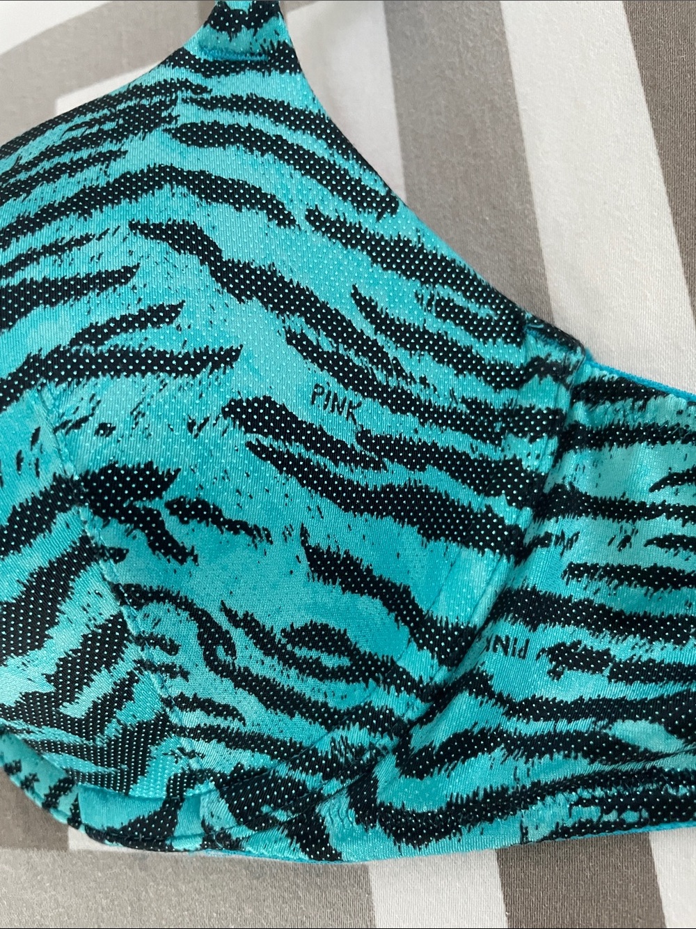 PINK Victoria's Secret Turquoise & Black Zebra Molded Push-up T-Shirt Bra - Picture 4 of 16